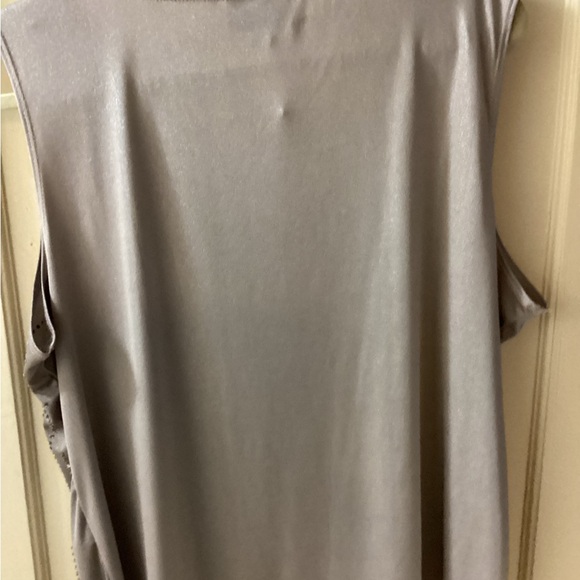 Women’s Grey Beaded Sleeveless Top- Size 2X- Dressbarn Collection-NWT - Picture 3 of 6